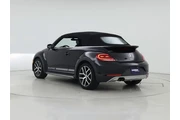 $19998 : Volkswagen Beetle Convertibl thumbnail