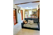 $48000 : Casa en venta Manuel Tezanos thumbnail