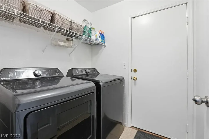 $1300 : 7000 Dillseed Dr, Las Vegas, N image 5