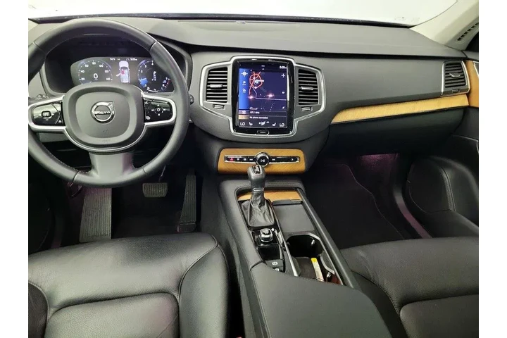 $32998 : Volvo XC90 2022 AWD T5 Momen image 9