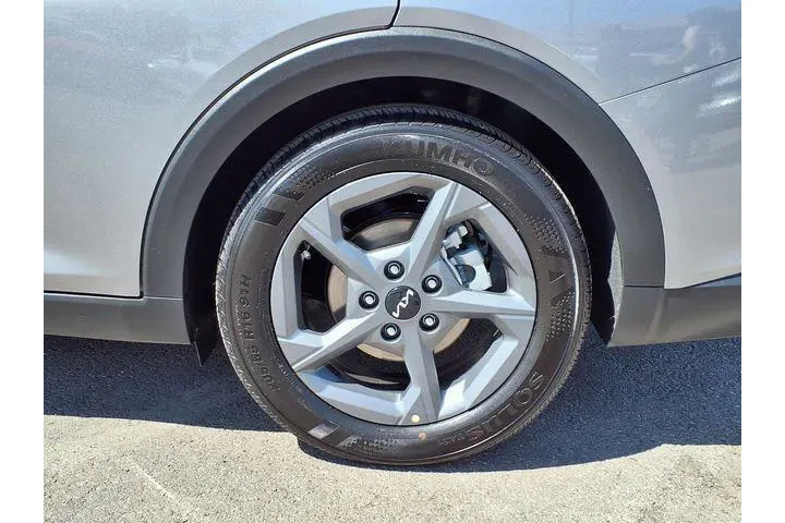 $22270 : Kia K4 2025 LXS 4dr Sedan image 7