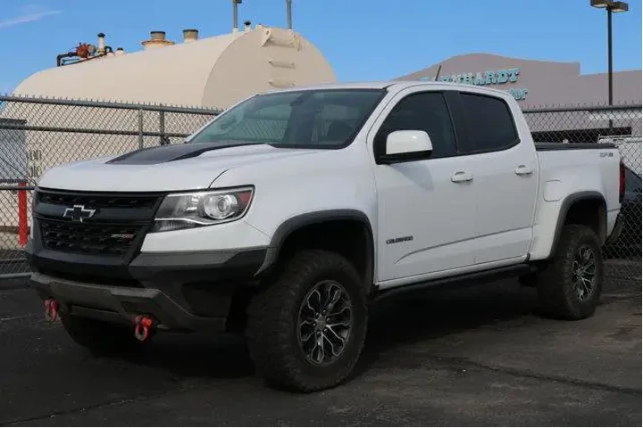 $28643 : Chevrolet Colorado 2019 4x4 image 2