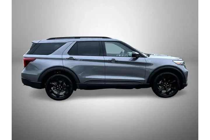 $38995 : Ford Explorer 2024 AWD ST-Li image 4