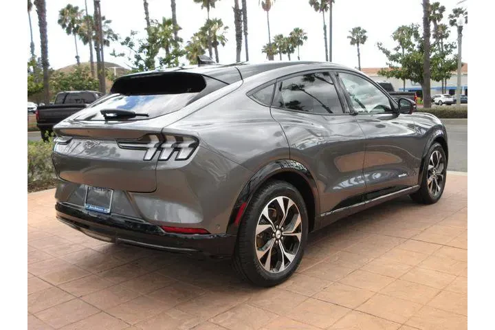 $31499 : Ford Mustang Mach-E 2023 Pre image 9