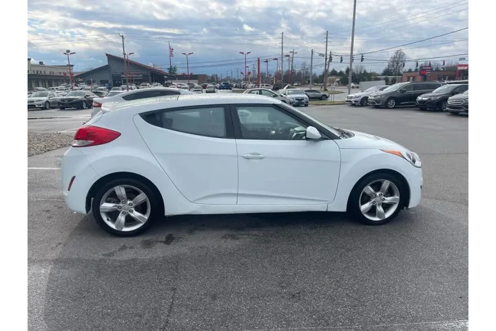 $5550 : 2015 Veloster image 8