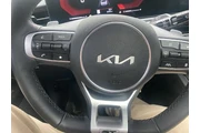 $33997 : Kia K5 2026 GT 4dr Sedan thumbnail