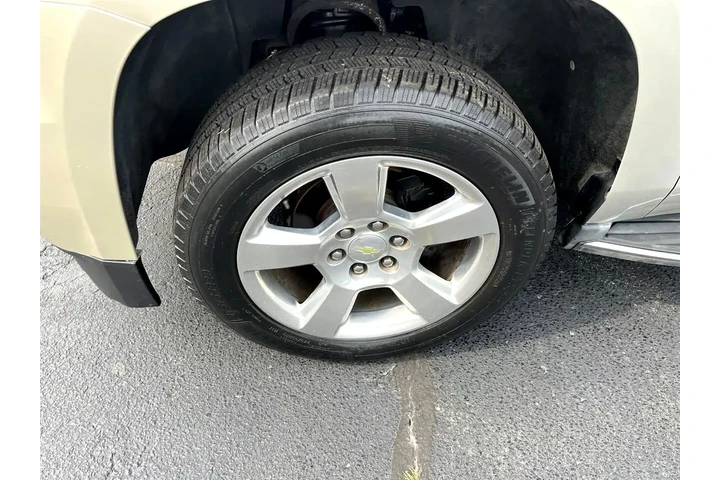 $23995 : 2015 Tahoe LTZ 2WD image 9