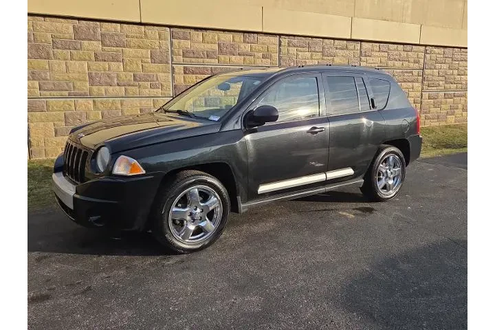 $7100 : Jeep Compass 2010 4x4 Limite image 9