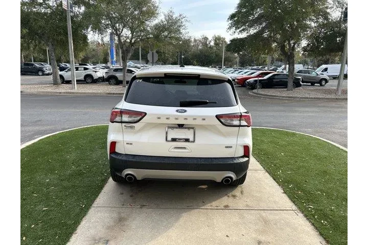 $18891 : Ford Escape Hybrid 2021 SE 4 image 6