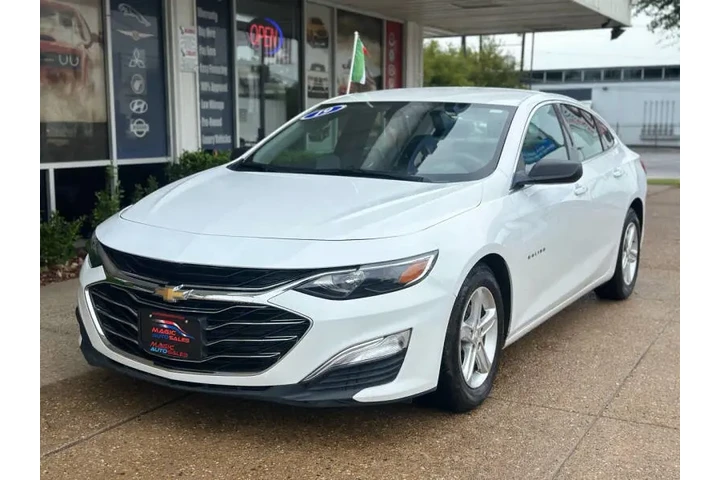 $10999 : 2019 Malibu LS image 6