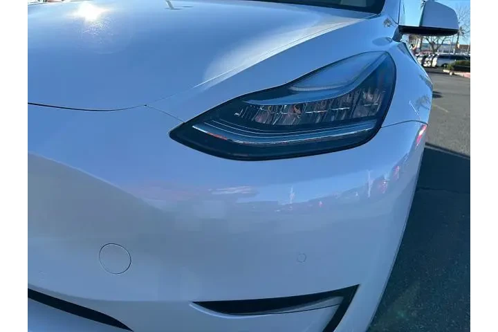 $31995 : Tesla Model Y 2021 AWD Long image 10