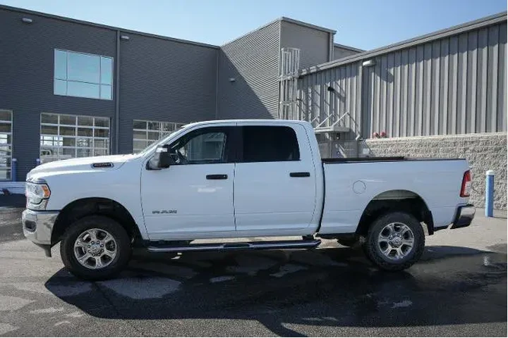 $39328 : Ram 2500 2024 4x4 Big Horn 4 image 5
