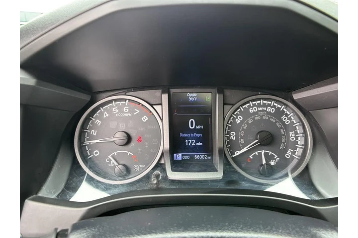 $35000 : Silver Certified 2019 Tacoma image 3