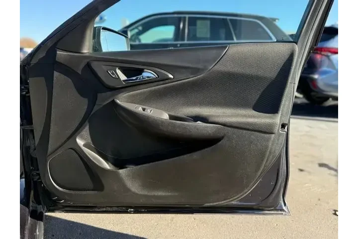 $17500 : Chevrolet Malibu 2023 LT 4dr image 10