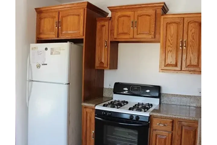 $1400 : 2 BEDROOMS, 2.5 BATH HOUSE image 1