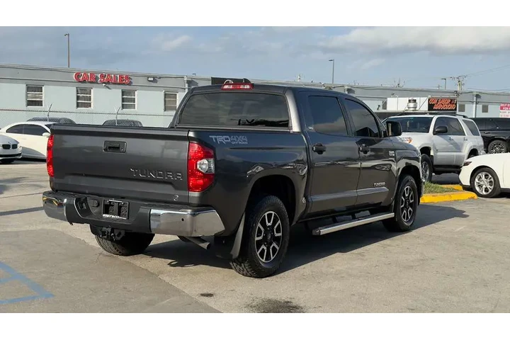 $27900 : Toyota Tundra 2021 image 3