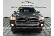 $18999 : 2017 Tacoma SR5 V6 thumbnail