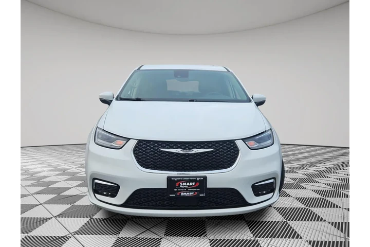 $25000 : 2023 Pacifica Hybrid Touring L image 2