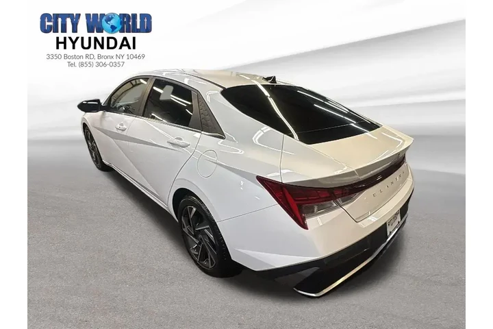$18152 : Hyundai ELANTRA 2024 SEL 4dr image 3