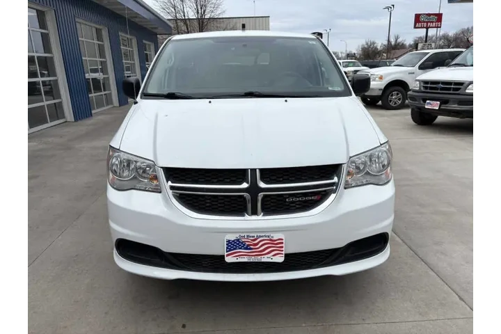 $16990 : 2017 Grand Caravan SE image 4