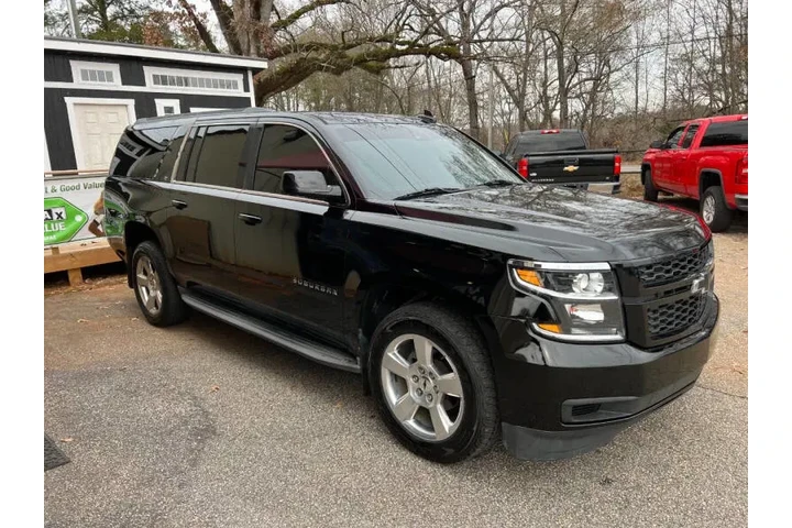 $17999 : 2016 Suburban LT image 4