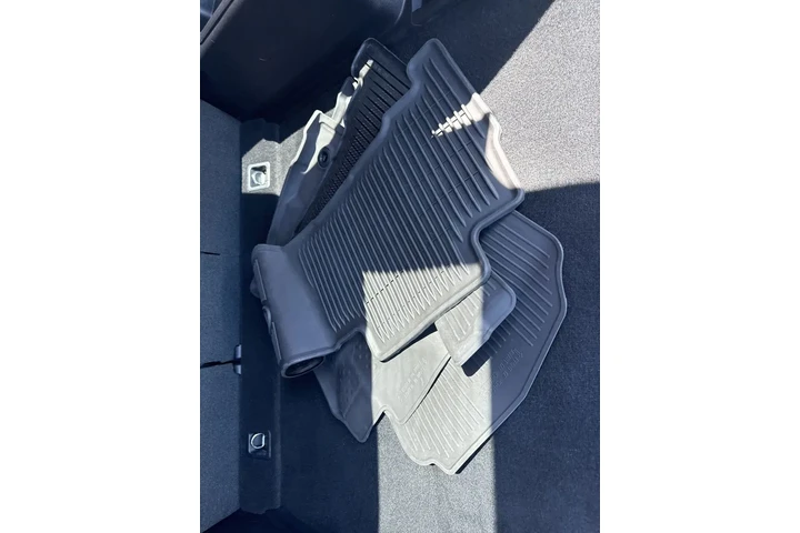 $37331 : Toyota 4Runner 2022 4x4 SR5 image 9