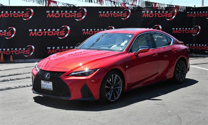 $39775 : IS IS 350 F SPORT image 3