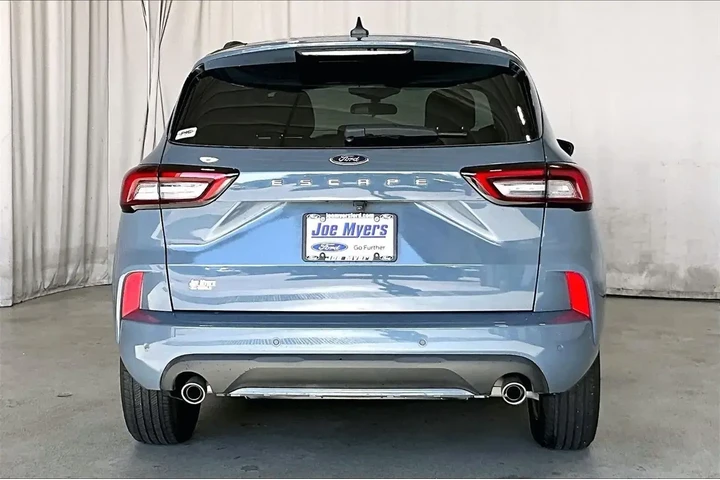 $21591 : Ford Escape 2024 ST-Line 4dr image 4