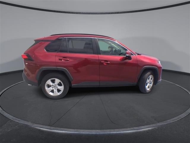 $22500 : PRE-OWNED 2019 TOYOTA RAV4 XLE image 9