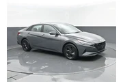 $16793 : Hyundai ELANTRA 2023 SEL 4dr thumbnail