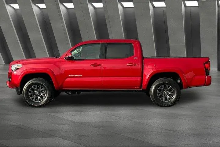 $34300 : Toyota Tacoma 2021 4x4 TRD P image 10