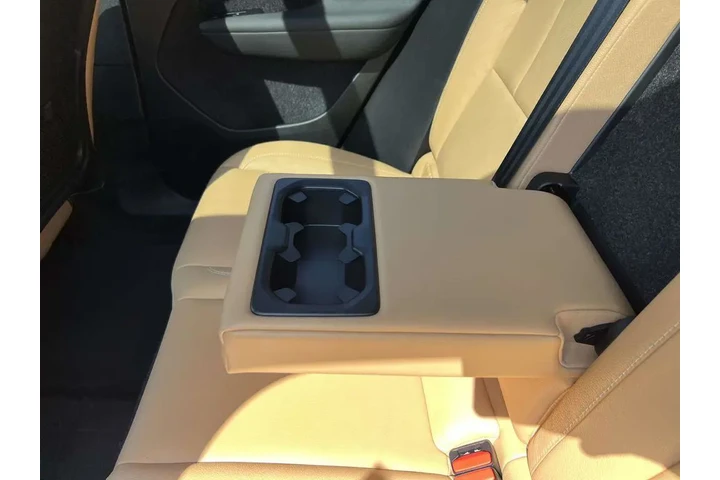 $26000 : Volvo XC40 2021 AWD T5 Inscr image 10