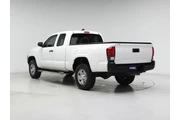 $24998 : Toyota Tacoma 2022 4x2 SR 4d thumbnail