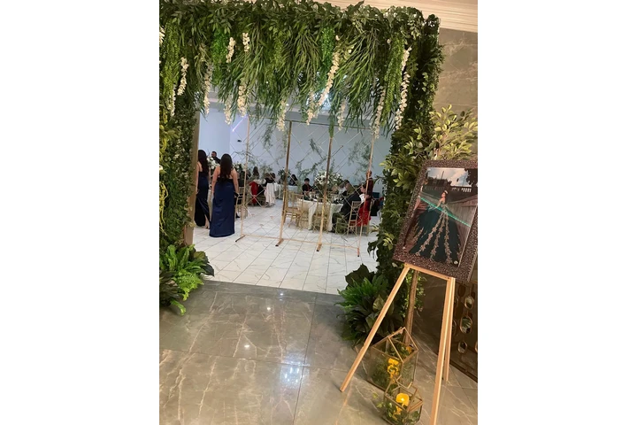 Salon de fiestas 100 a 300 image 7