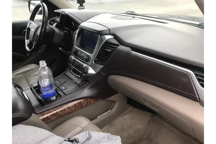 $19900 : Chevrolet Suburban 2015 4x4 image 6