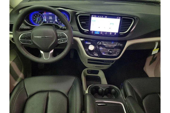 $28998 : Chrysler Pacifica 2024 Touri image 9