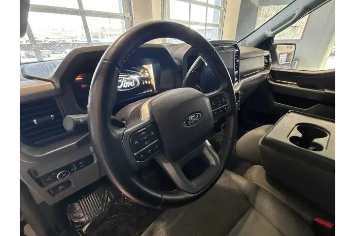 $39777 : Ford F-150 2024 4x4 XLT 4dr image 9