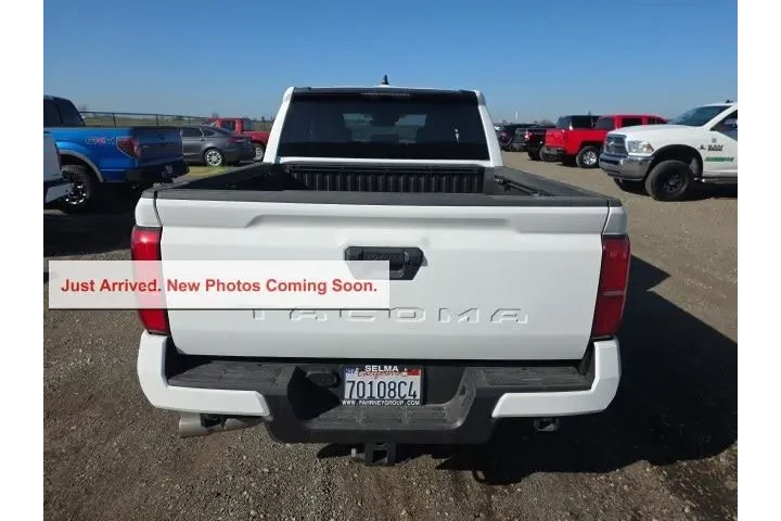 $35900 : Toyota Tacoma 2024 4x2 SR5 4 image 5