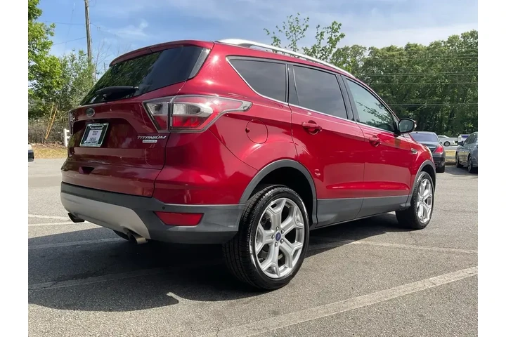 $11485 : Ford Escape 2017 Titanium 4d image 5
