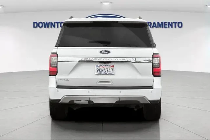 $34887 : Ford Expedition MAX 2021 4x4 image 9