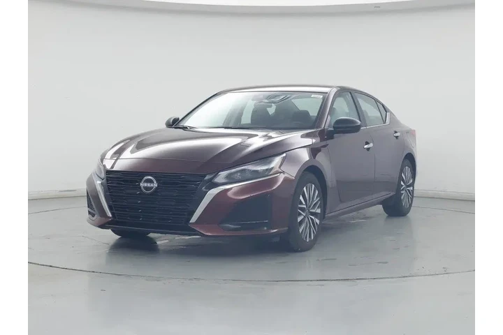 $21998 : Nissan Altima 2024 2.5 SV 4d image 4