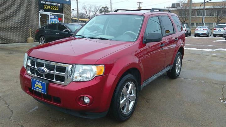 $7999 : 2009 Escape XLT image 3