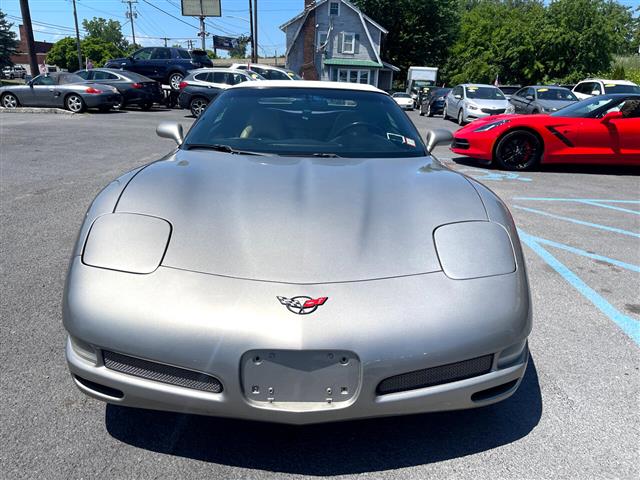 $15900 : 2000 Corvette image 3