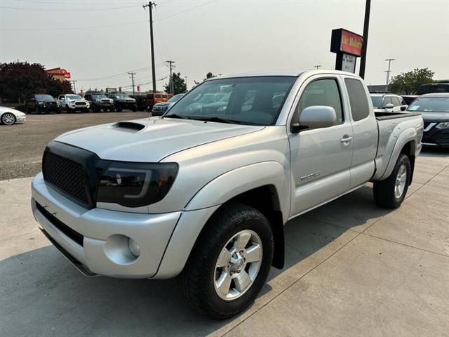 $14975 : 2007 Tacoma V6 image 8