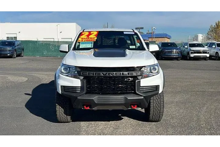 $39484 : Chevrolet Colorado 2022 4x4 image 2