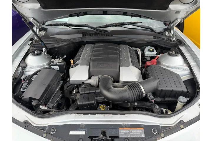 $14980 : 2010 Camaro SS image 8