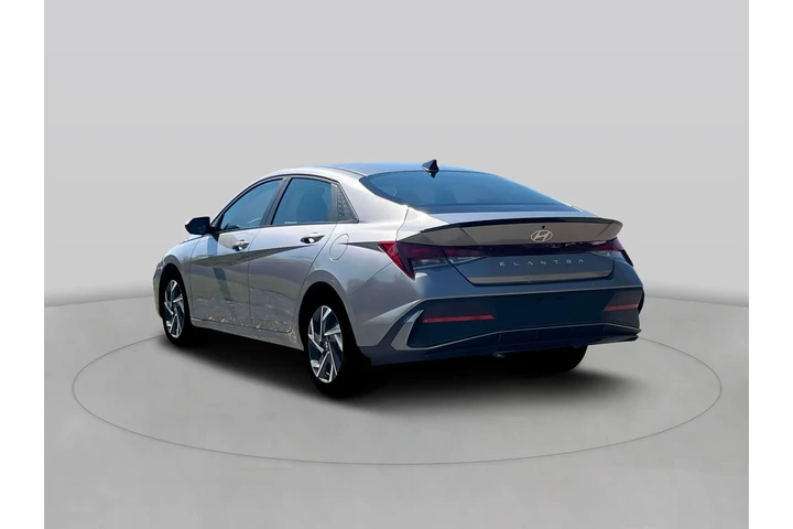 $18420 : Hyundai ELANTRA 2025 SEL Spo image 5