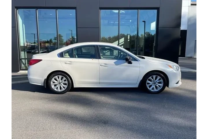 $13500 : Subaru Legacy 2017 AWD 2.5i image 5