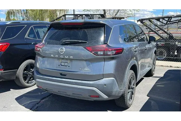 $19984 : Nissan Rogue 2021 AWD SV 4dr image 2