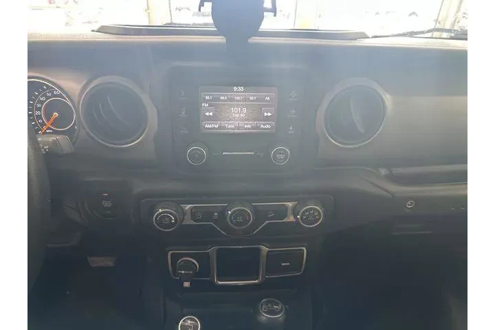 $23000 : Jeep Wrangler Unlimited 2018 image 3